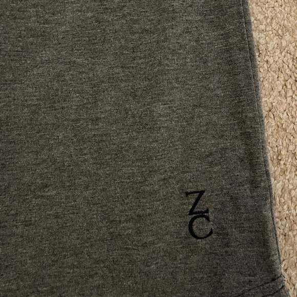 Zephyr Collection grey tee (L) - Picture 2 of 3